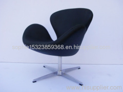 Arne Jacobsen Swan Chair