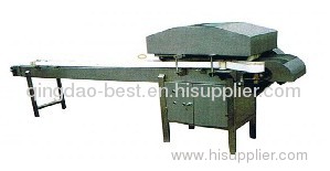 Asparagus cutting machine