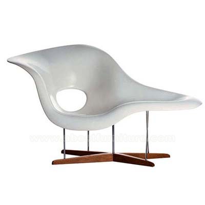 Eames La Chaise by Charles and Ray Eames