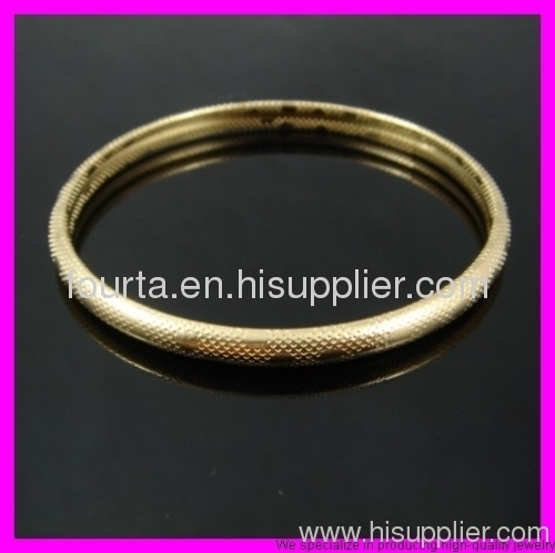 FJ simple 18k gold plated bangle