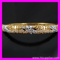 fallon elegant 18k gold plated bangle