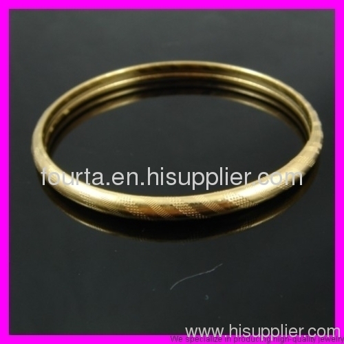 shiny 18k gold plated bangle