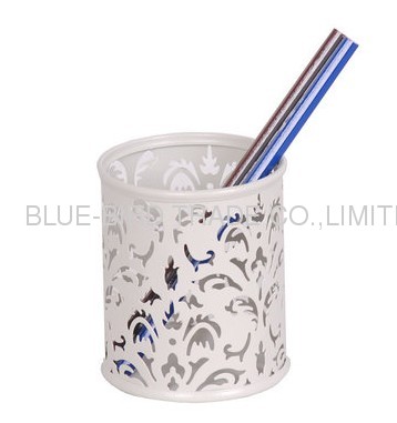 stamping flower pen holder