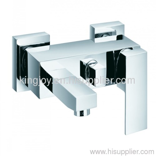 Single lever bath/shower mixer