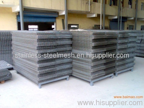 PVC Coated Welded Wire Mesh Baskets