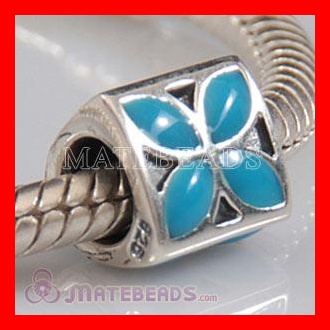 european four petal flower bead