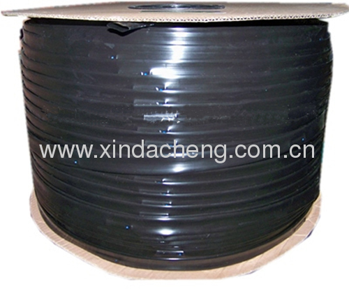 Drip irrigation belt with round dripper