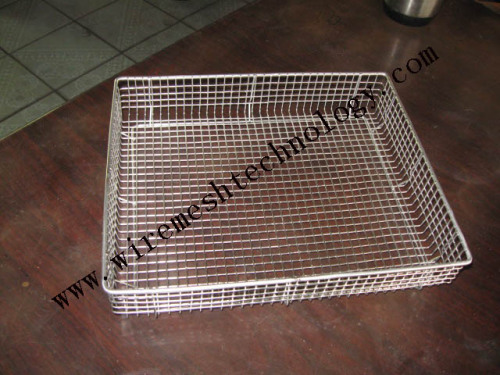 custom wire mesh cleaning basket