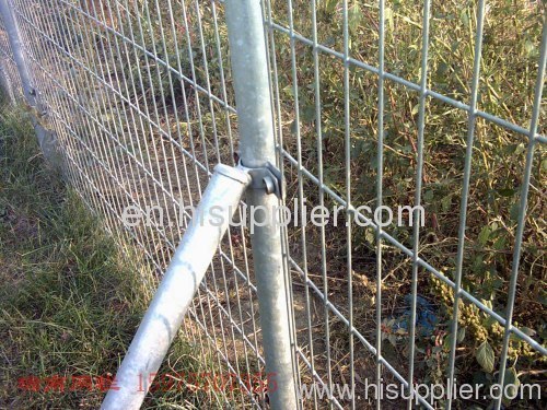 Triangle Bending Welded Wire Mesh Fence