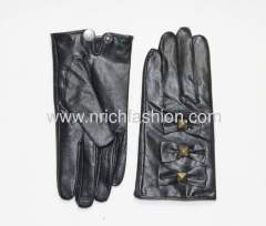 Leather glove