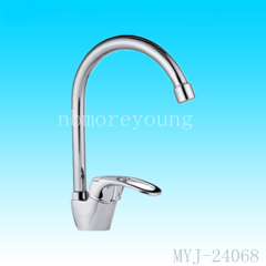 single level brass body bathtub faucet