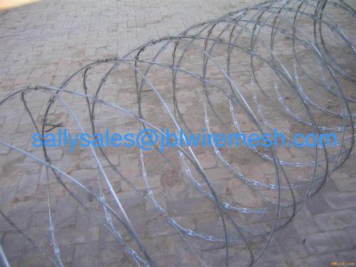 Hot-dipped Galvanized Razor Barbed Wire