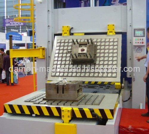 Molmerged machine quick die clamping