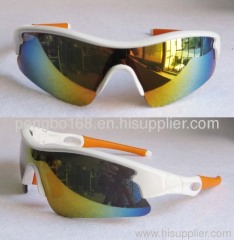 Sports sunglasses with UV400 Protection