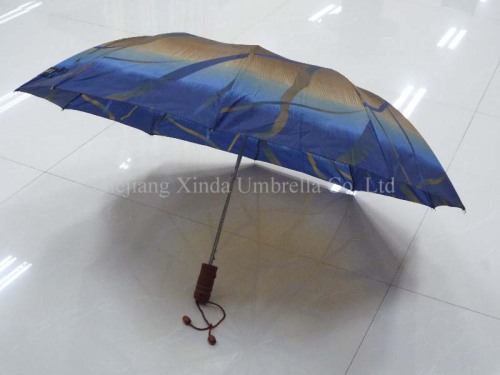 2 fold auto open polyester umbrella with wooden handle
