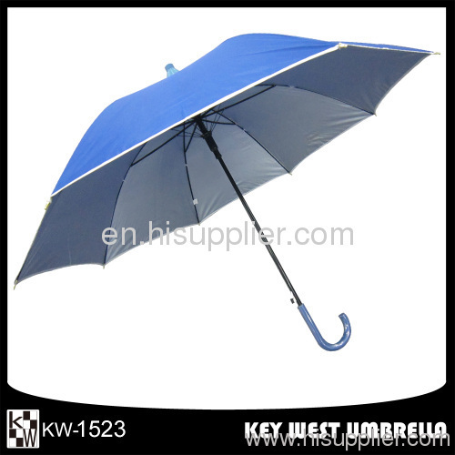 straight umbrella with no water dropped cup