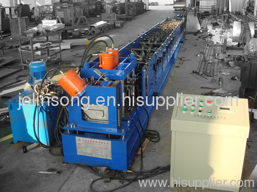 Z purllin forming machine