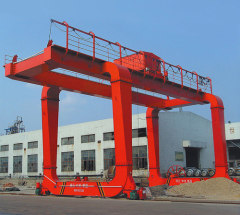 Full Gantry Cranes of the Solid-Web Double Girder Type