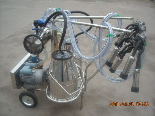 high quality vacuum pump portable milking machine