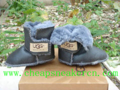 very hot ugg boots kid and women style