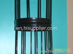Rotating connection of bag filter cage