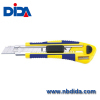 Utility knife with 8-snap blade