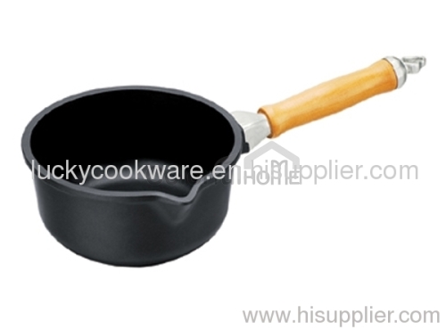 16 cm saucepan