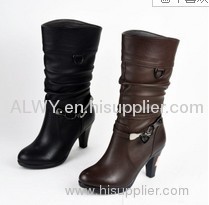 Winter leather boots