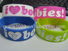 Logo filled in colour silicone wristband bracelet