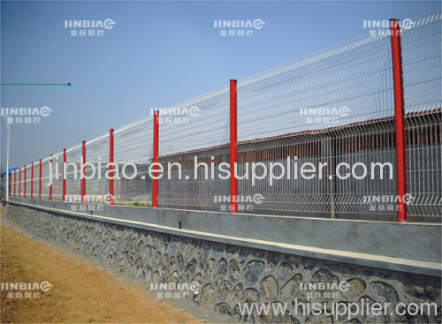 peacn shape post wire mesh fence