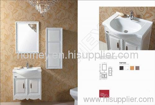 Plywood bathroom cabinetry