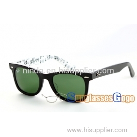 Ray-pBan sunglasses RB2140