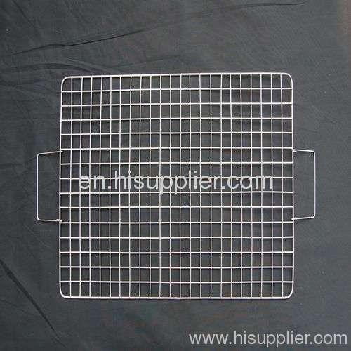 Outdoor cooking wire mesh