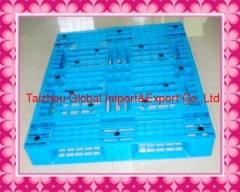 heavy duty plastic pallet