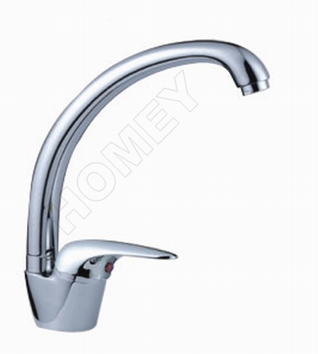 Contemporary kitchen faucet