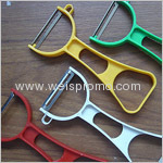 Plastic fruit peeler