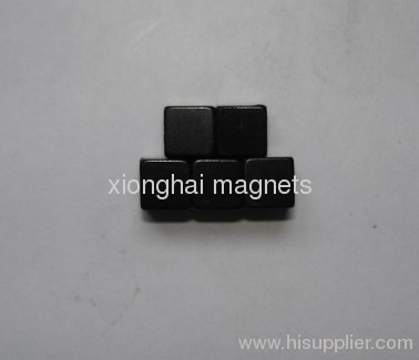 Grade N40 Epoxy Block NdFeB Rare Earth Magnets size:4X4X4mm for sale