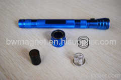 Telescoping Magnetic Flashlight With 3 LED