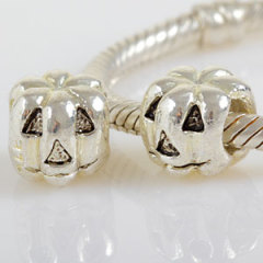 Wholesale silver plated Thanksgiving pumpkin charms beads