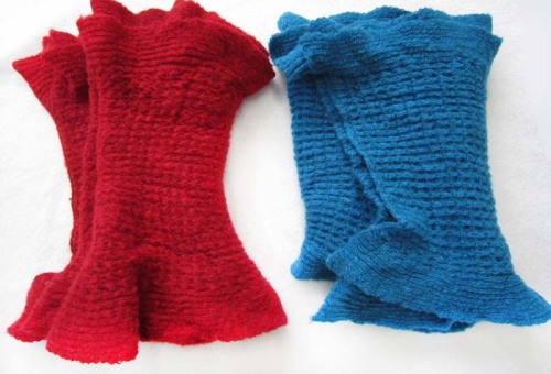 acrylic woven scarf includes red or blue colors