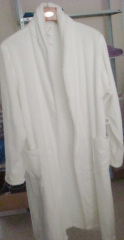 100% cotton bathrobe