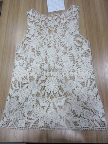 Cotton lace garment