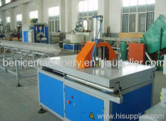 UPVC pipe extruding machine