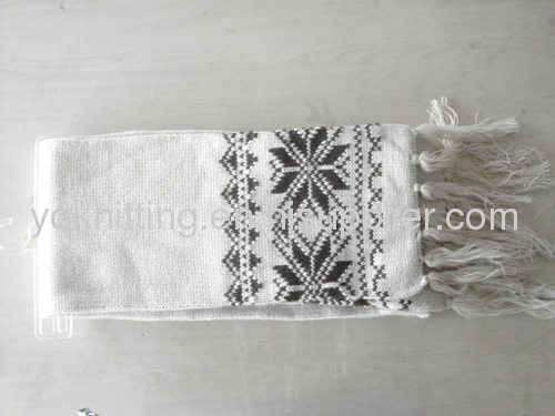embroidery knitted scarf