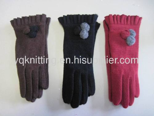 Fashion lady's woven glove