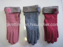 Fashion woven gloves