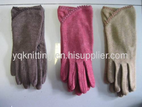 Fashion knit gloves
