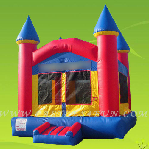 playing castle inflatable bouncer