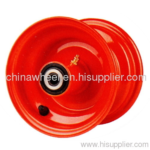 red wheel hub