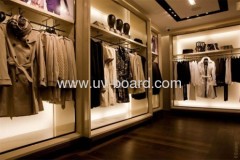 SAMPLE OF CLOTHING STORE DECORATION